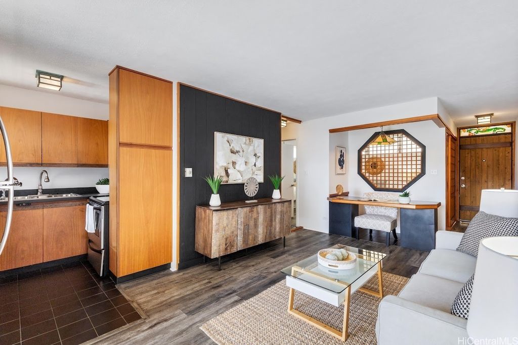 2609 Ala Wai Blvd #1004, Honolulu, HI 96815