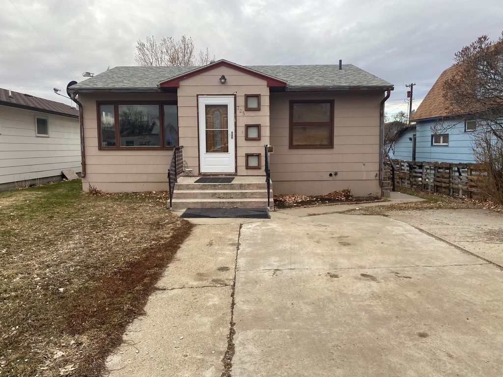725 Pennsylvania St, Chinook, MT 59523 Trulia