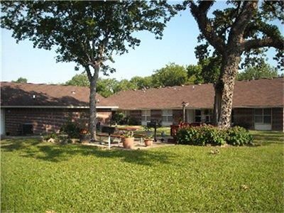 219 E Pegoda Rd, Trinity, TX 75862