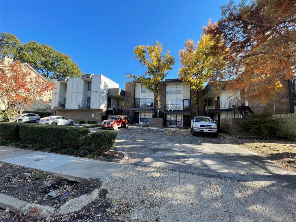 2720 Reagan St #110, Dallas, TX 75219