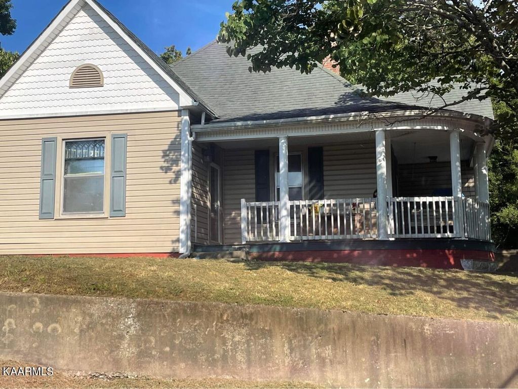 409 5th St, Jellico, TN 37762 Trulia