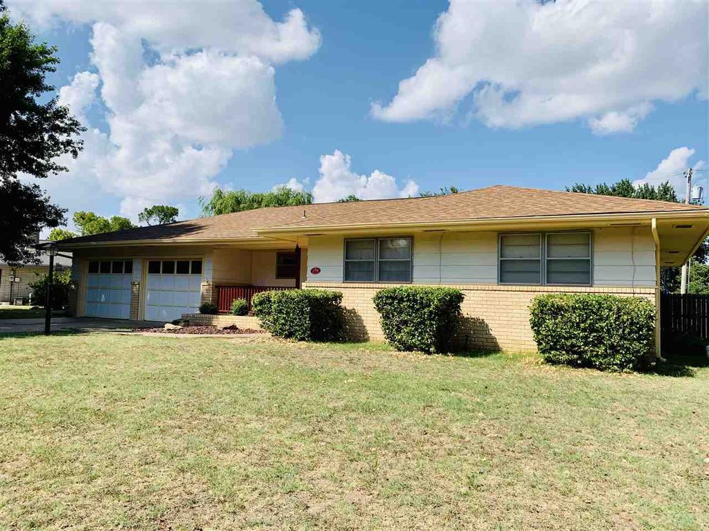 1706 N 10th St, Perry, OK 73077 Trulia