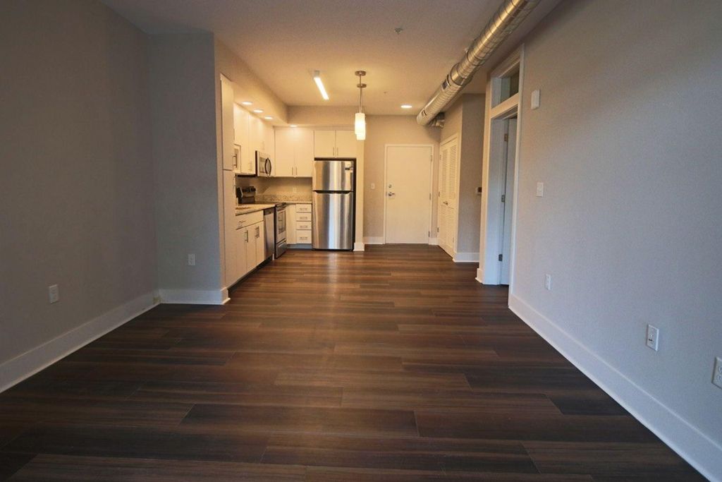 2525 E Main St, Richmond, VA 23223