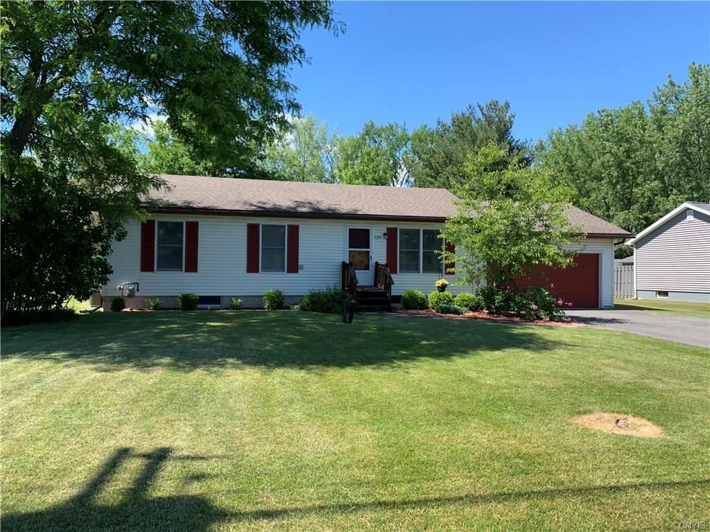5259 Guy Young Rd, Brewerton, NY 13029