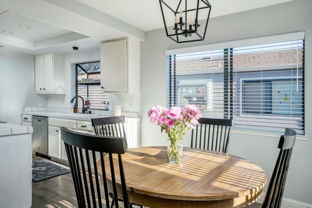 355 Casa Verde Way #2, Monterey, CA 93940