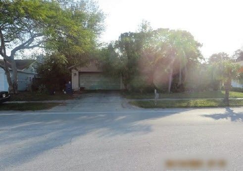 6617 Mauna Loa Blvd, Sarasota, FL 34241