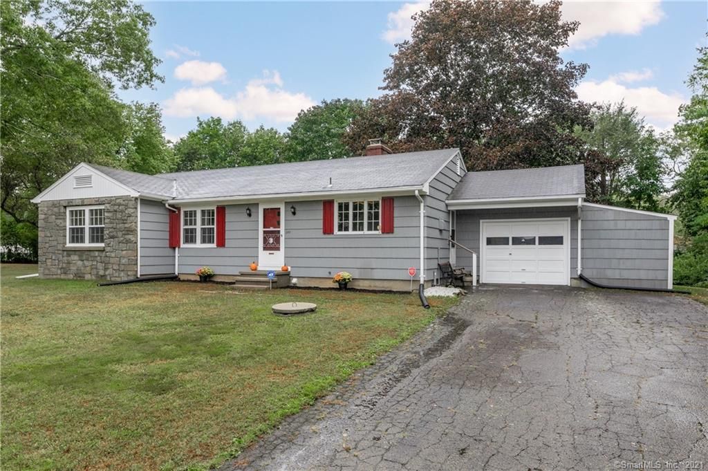 280 Little Meadow Rd, Guilford, CT 06437