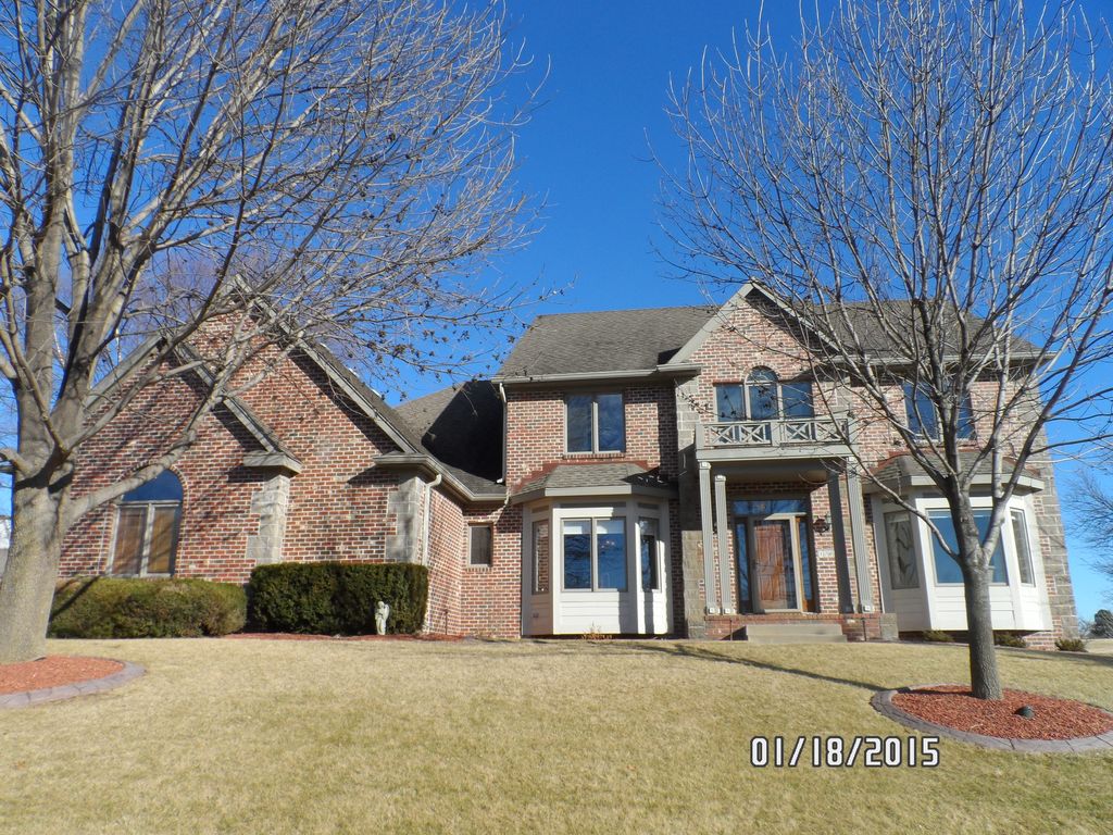 1066 Burr Oaks Dr, West Des Moines, IA 50266 Trulia