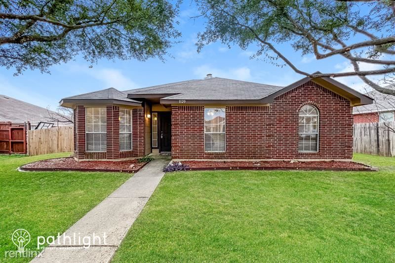 1120 Weaver St, Cedar Hill, TX 75104