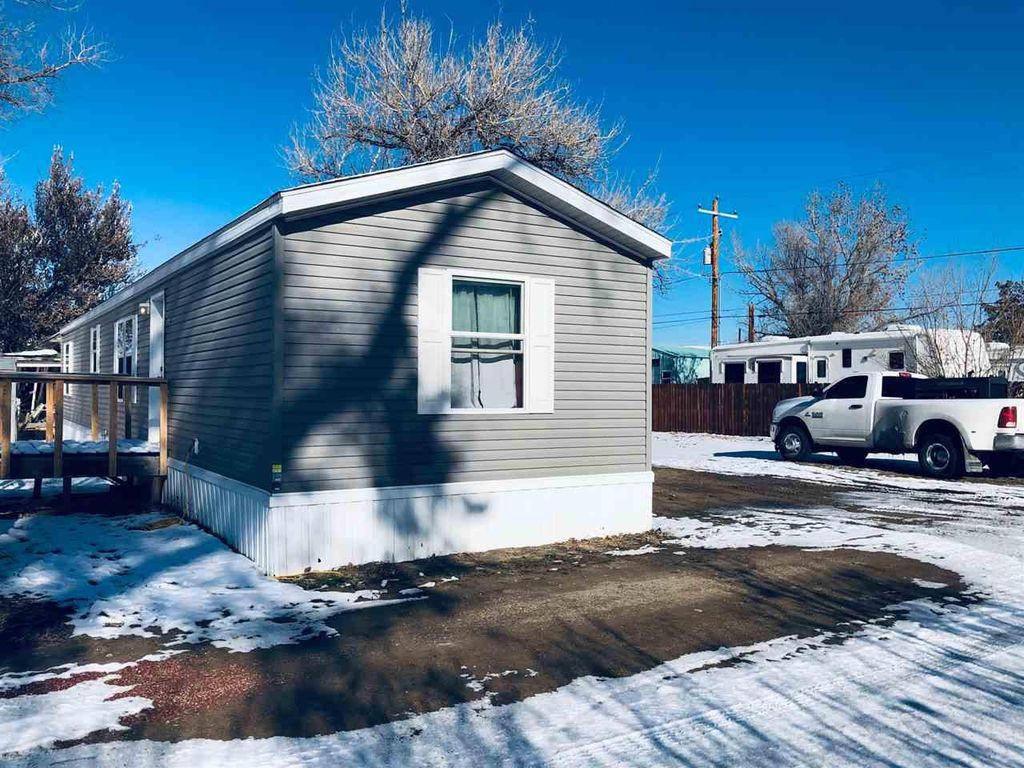 527 N 2nd St, Douglas, WY 82633 Trulia