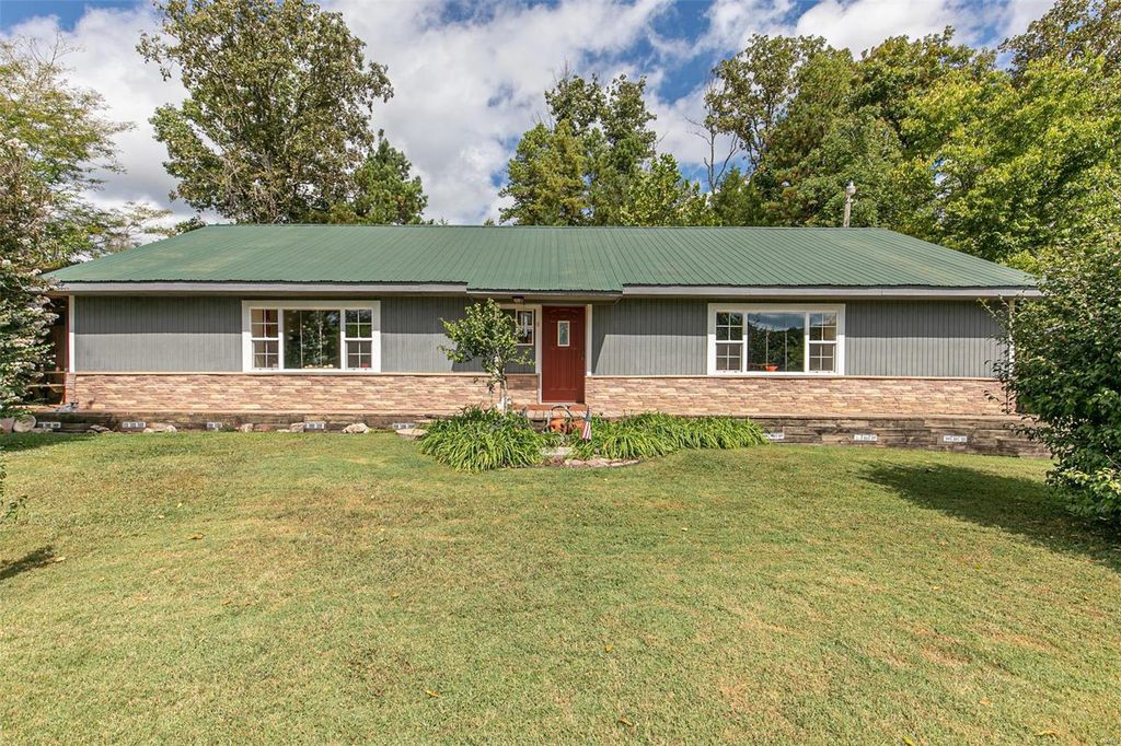 197 Carter #111, Fremont, MO 63941