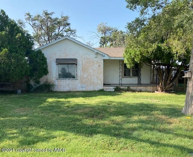 204 NW 4th St, Happy, TX 79042