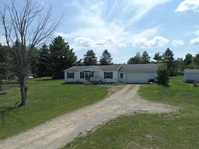 5884 W Marlette Rd, Marlette, MI 48453 Trulia