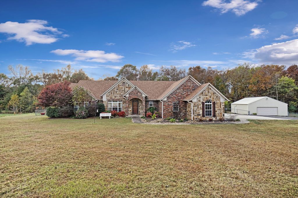 10227 Oaklawn Dr, Dardanelle, AR 72834 Trulia