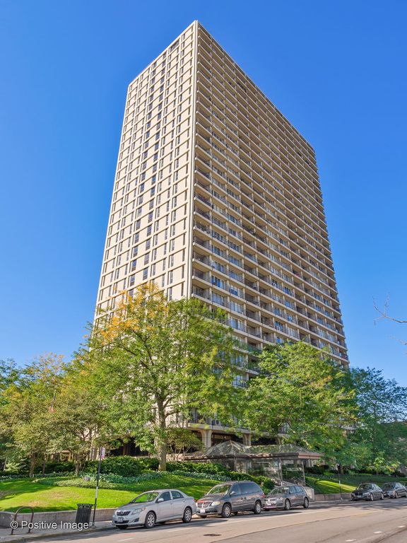 1960 N Lincoln Park W #607, Chicago, IL 60614