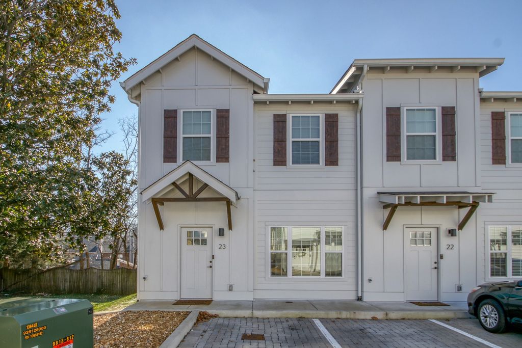 300 Stewarts Ferry Pike