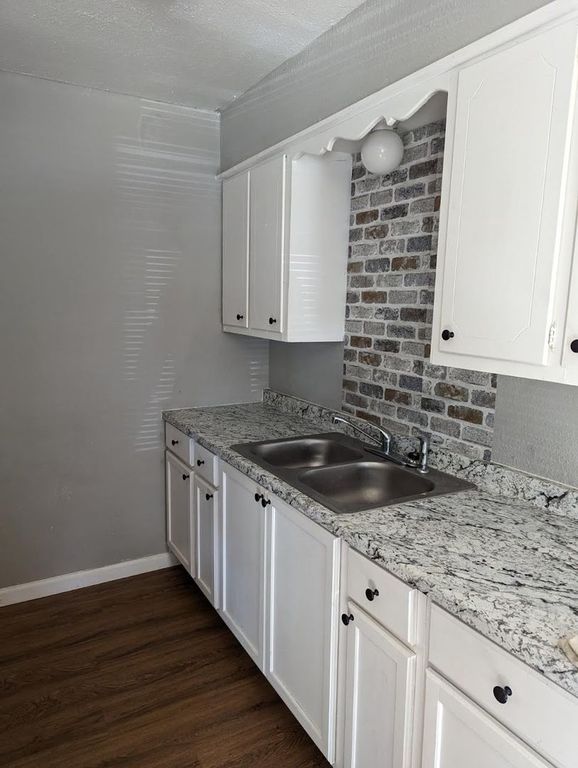 100 Reynolds Mulberry, AR Trulia