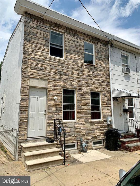 805 Anchorage St, Wilmington, DE 19805