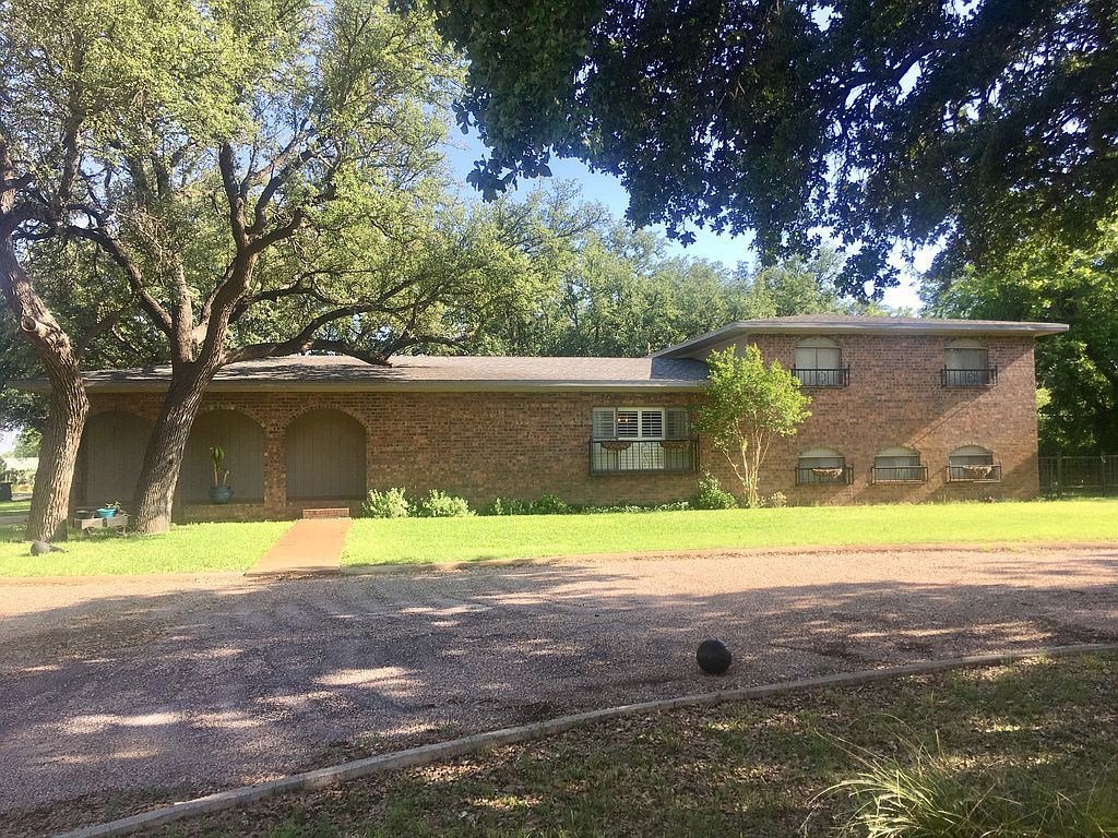 419 Petty St, Eden, TX 76837 Trulia