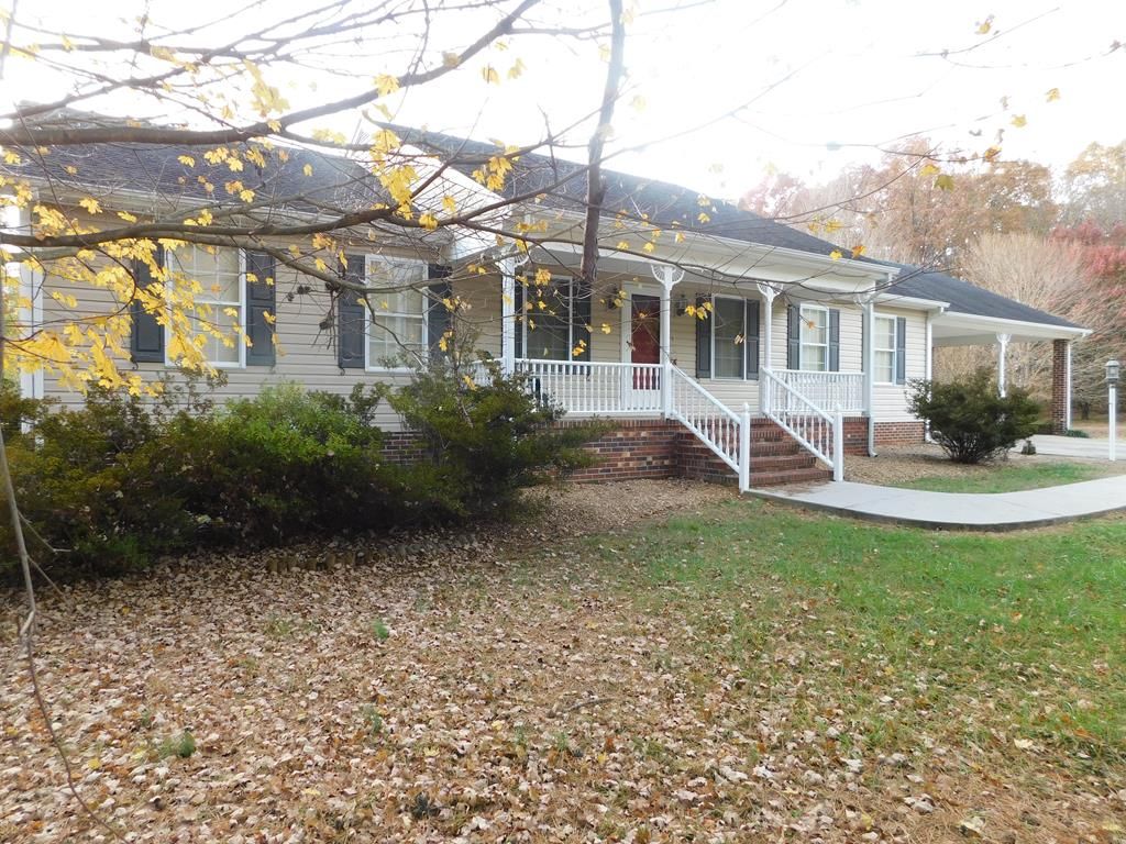 1016 White Oak Dr, South Boston, VA 24592 Trulia