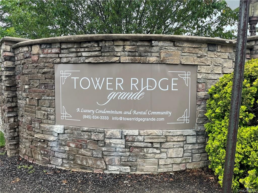 923 Tower Ridge Circle, Middletown, NY 10941