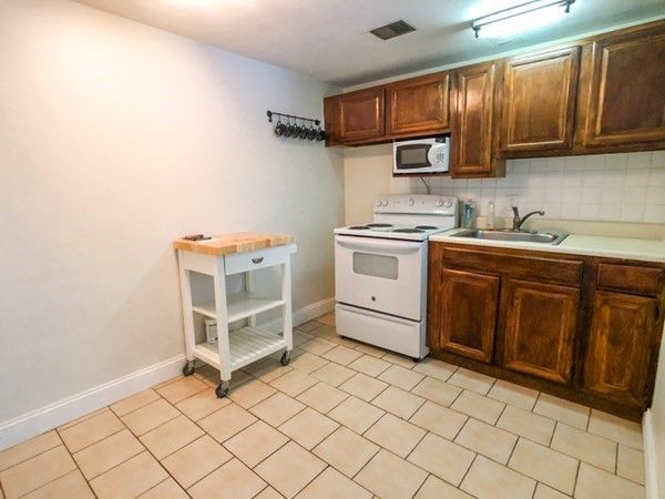 592 American Legion Hwy #3, Roslindale, MA 02131
