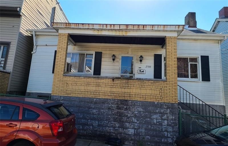 2508 Cobden St, Pittsburgh, PA 15203