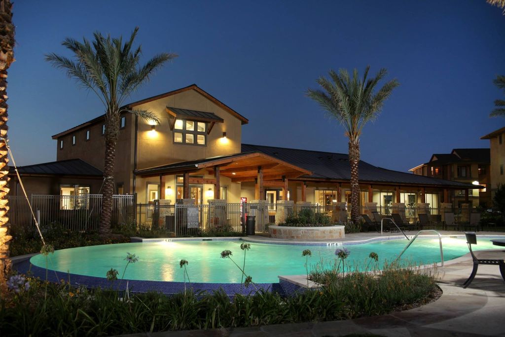 2056 Sundance Pkwy, New Braunfels, TX 78130