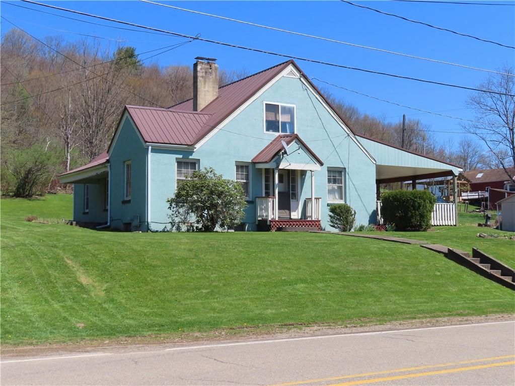 11 Oil Valley Rd, Duke Center, PA 16729