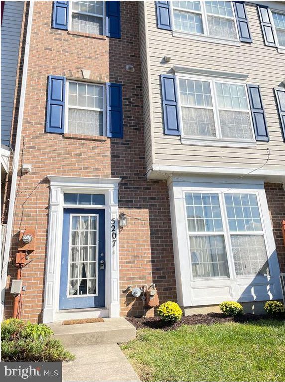 5207 Duke Ct, Frederick, MD 21703