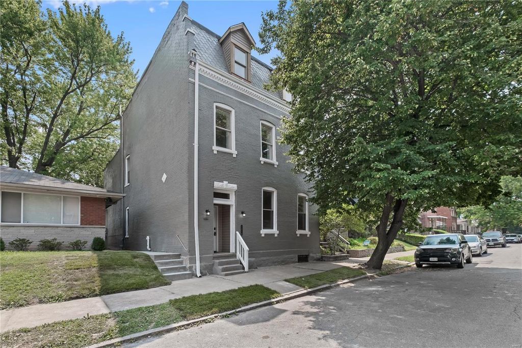 2814 Michigan Ave, Saint Louis, MO 63118