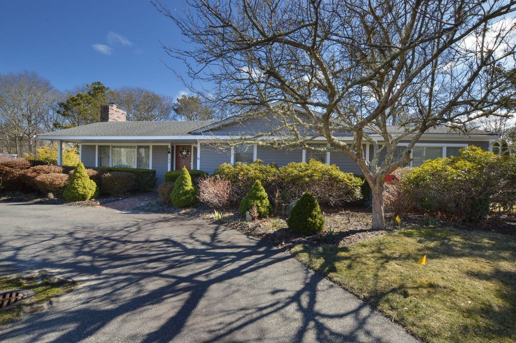 102 Acapesket Road, East Falmouth, MA 02536 Trulia