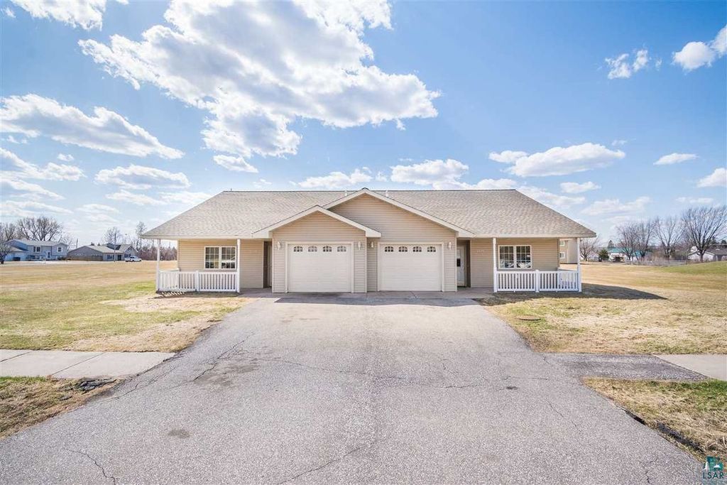 2227 Bardon Ave, Superior, WI 54880