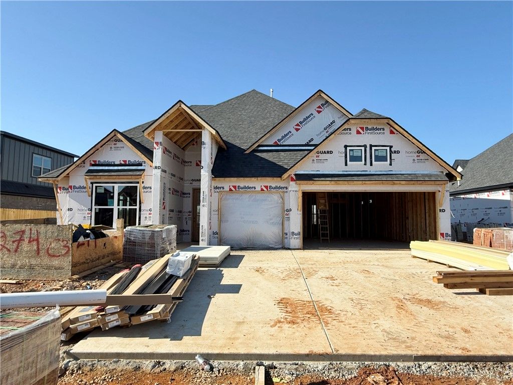1421 Dresden Dr, Centerton, AR 72719
