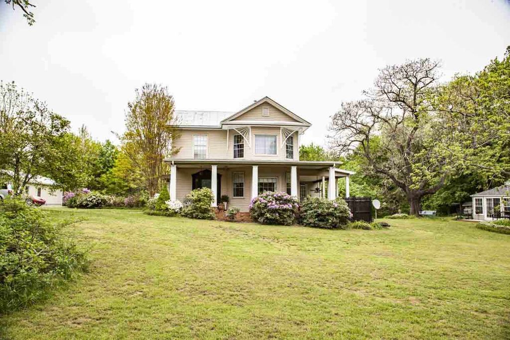 46 Hagan Ln, Ruckersville, VA - 3 Bed, 3 Bath Single-Family Home | Trulia