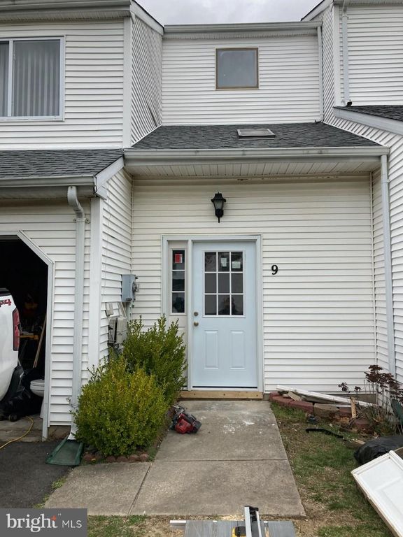 9 Nutmeg Dr, Lumberton, NJ 08048