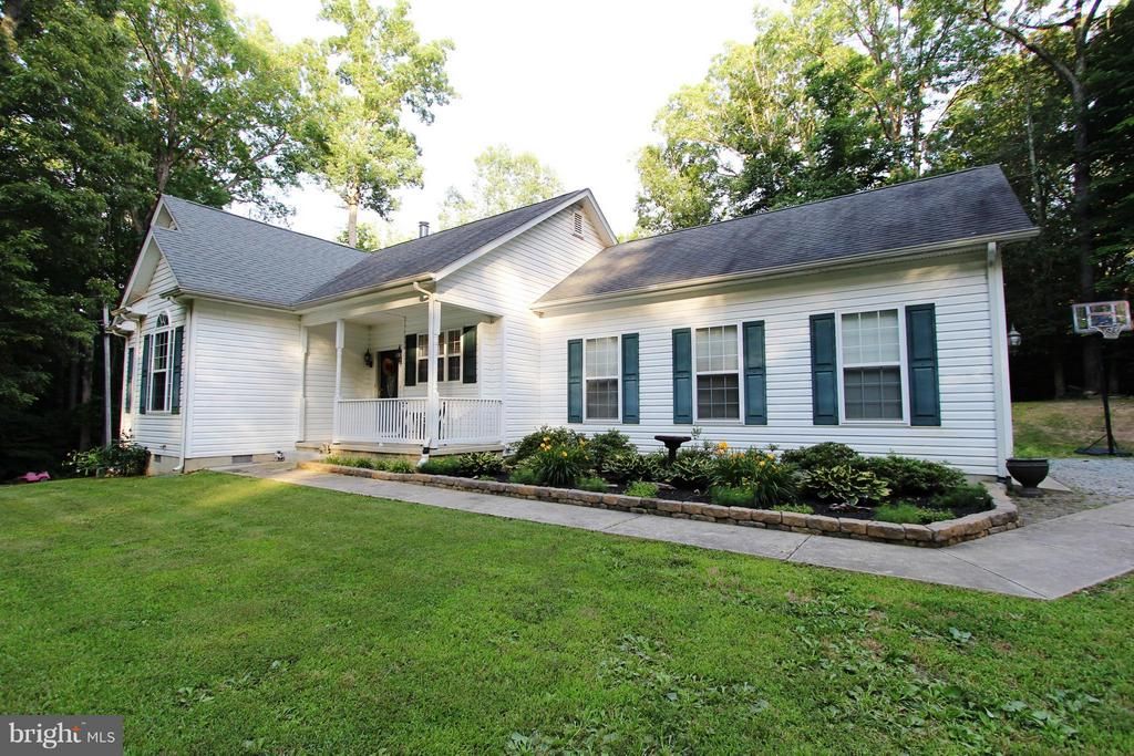 10360 Tayloes Neck Rd, Nanjemoy, MD 3 Bed, 2 Bath SingleFamily Home