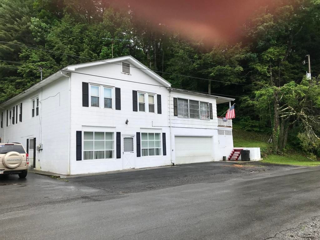 1716 Main St, Rainelle, WV 25962 Trulia