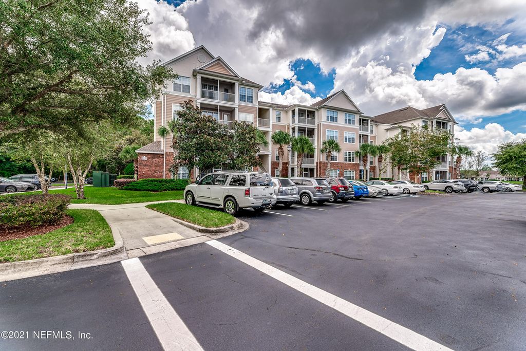 11251 Campfield Dr #3302, Jacksonville, FL 32256