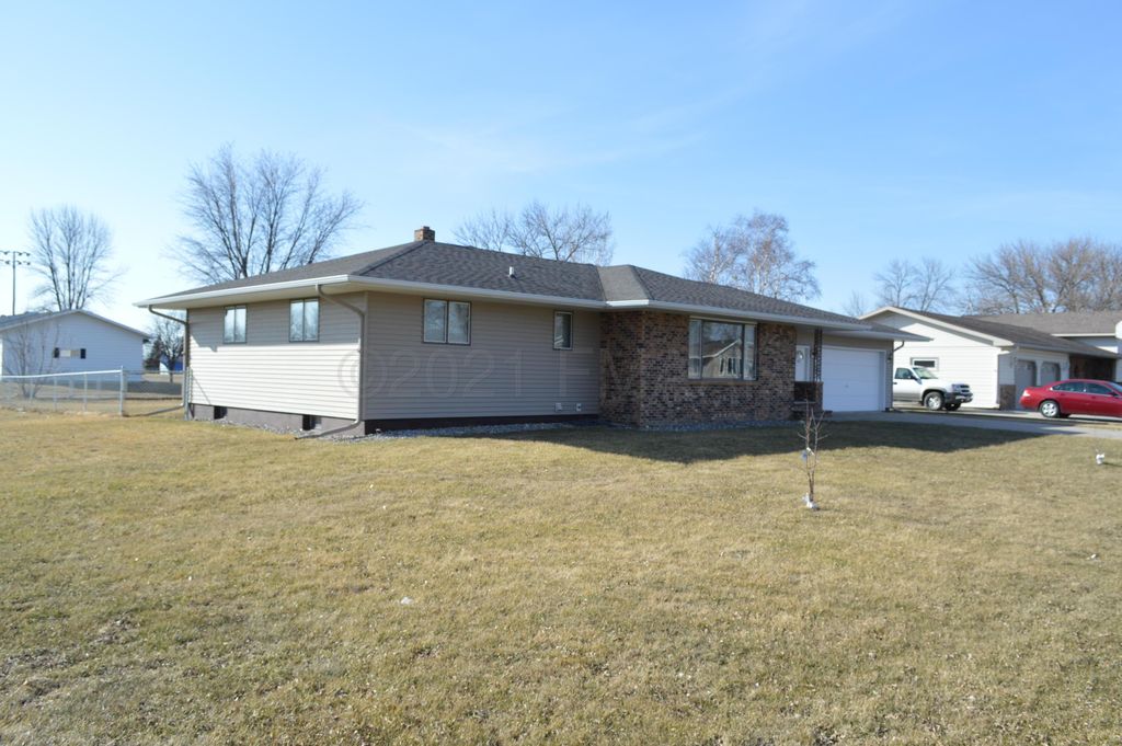 207 2nd St NW, Ulen, MN 56585 Trulia