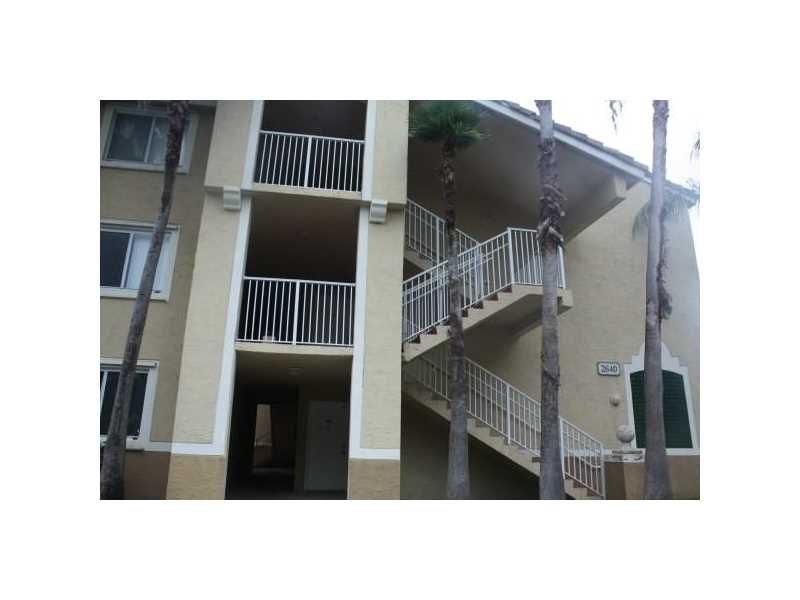2640 S University Dr #109, Davie, FL 33328