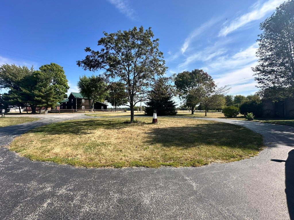 9549 Childrens Home Bradford Rd R, Bradford, OH 45308 Mobile