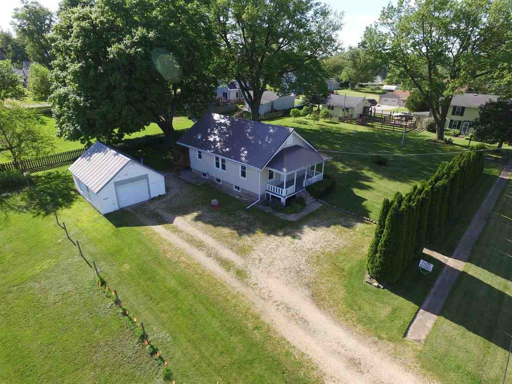 106 N Commercial St, Baileyville, IL 61007 Trulia