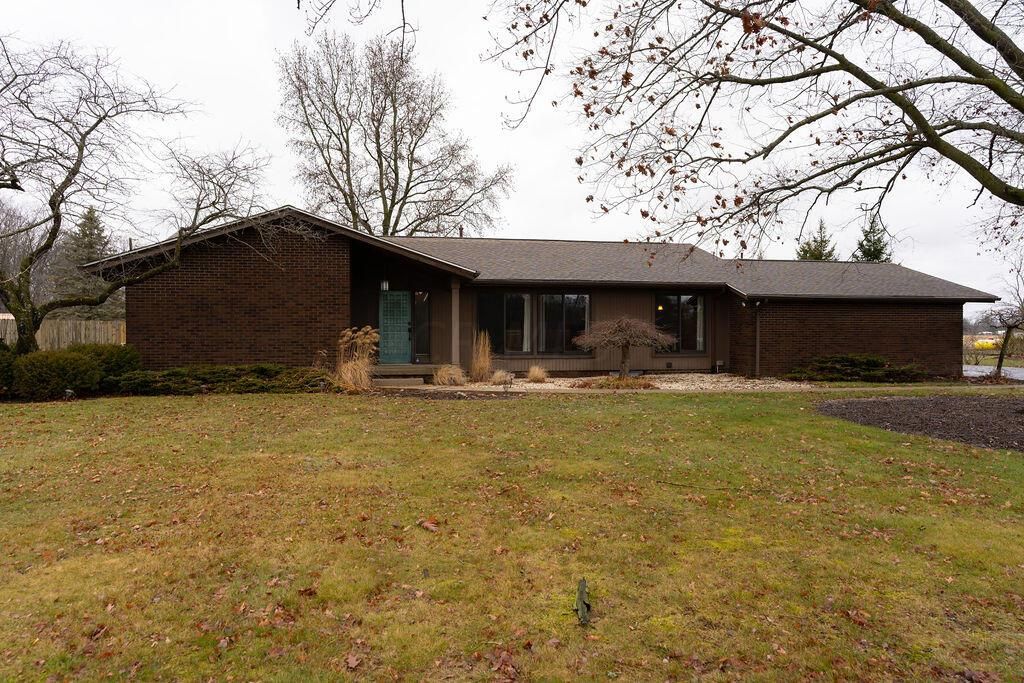6288 Crawford Morrow County Line Rd, Galion, OH 44833