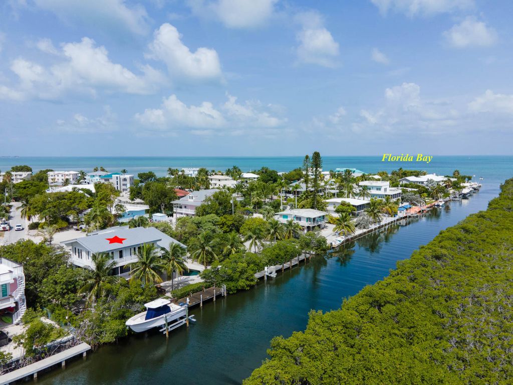 408 Palm Dr, Islamorada, FL 33036