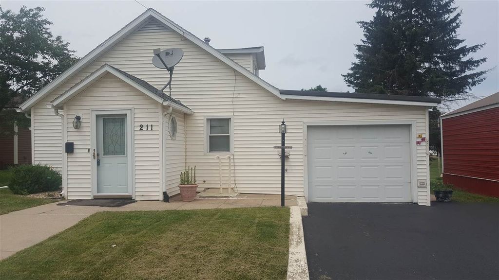 211 E Maple St, West Union, IA 52175 Trulia