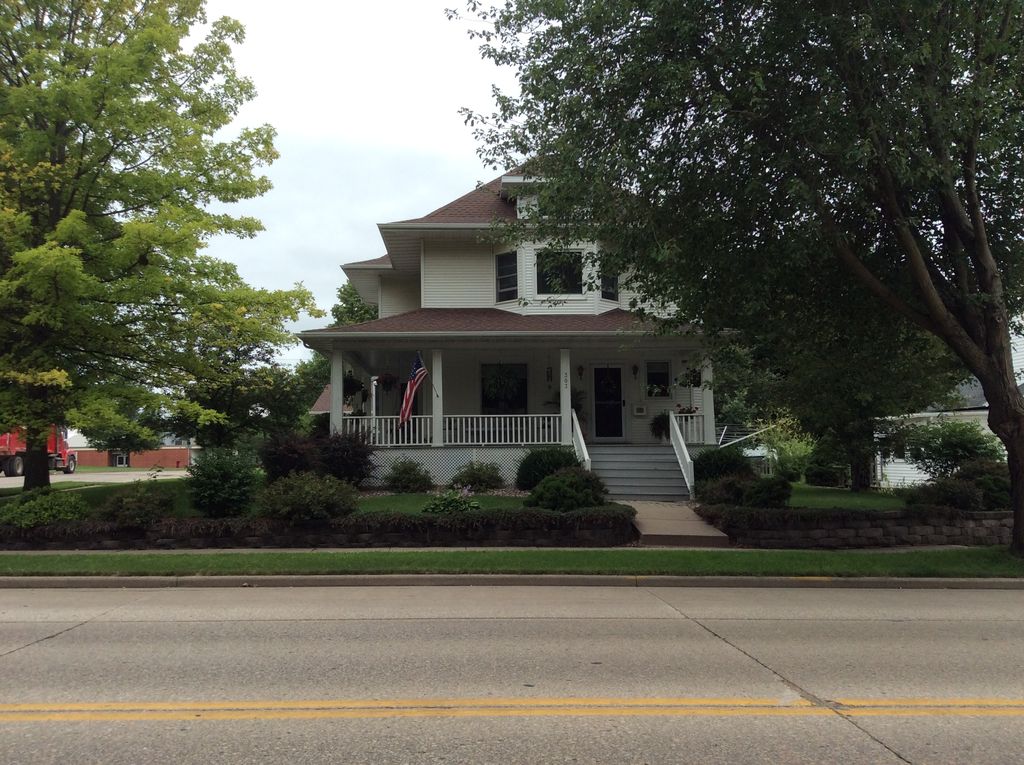 303 N Main St, Cuba City, WI 53807 Trulia