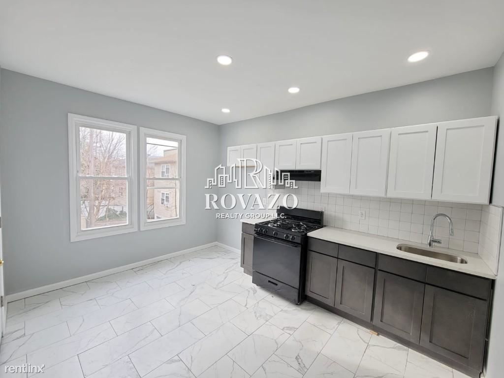 432 Avon Ave, Newark, NJ 07108