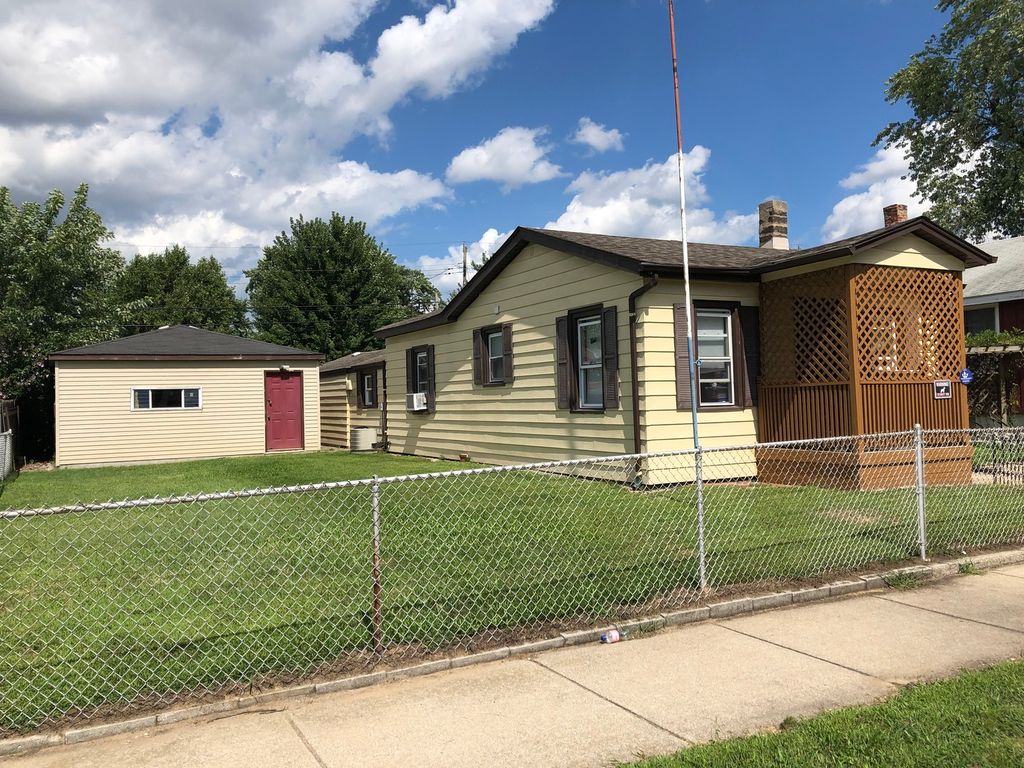 1241 Indiana St, Hammond, IN 46320