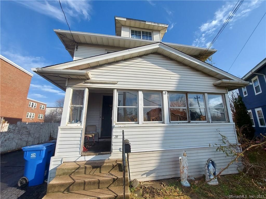 20 Henry St, Hartford, CT 06114